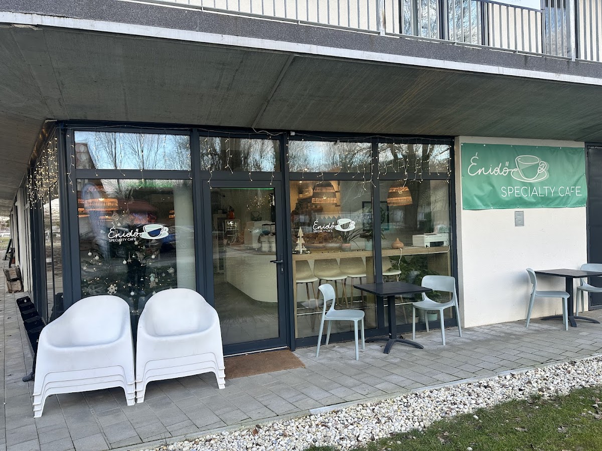 Énidő Specialty Cafe Photos 2